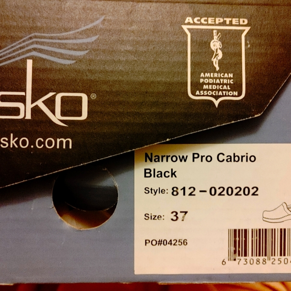 Dansko Narrow Cabrio Shoes